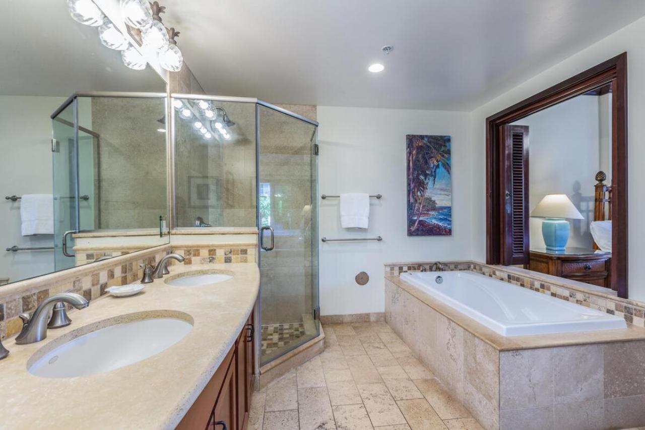 Waipouli Beach Resort Penthouse Exquisite Ocean & Pool View Condo! Kapa'a Luaran gambar
