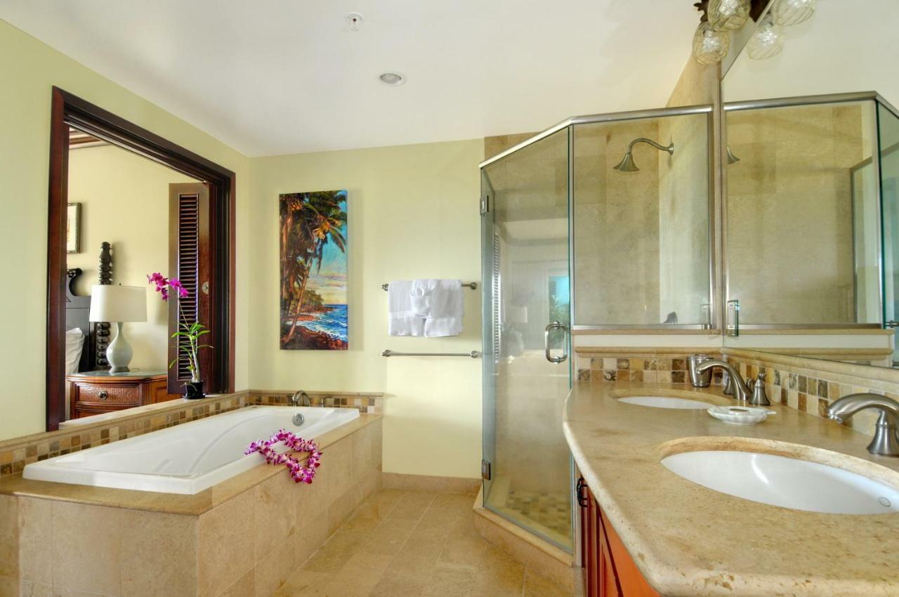 Waipouli Beach Resort Penthouse Exquisite Ocean & Pool View Condo! Kapa'a Luaran gambar